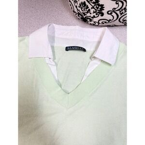 ALASHAN Women's Pastel Green V-Neck Cashmere Blend Sweater White Collar Underlay